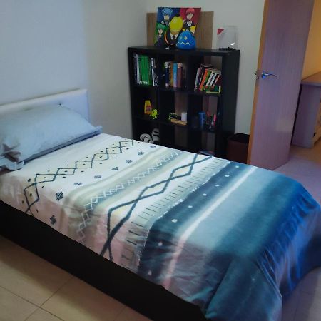 Habitacion Amplia Y Comoda Reus Ngoại thất bức ảnh