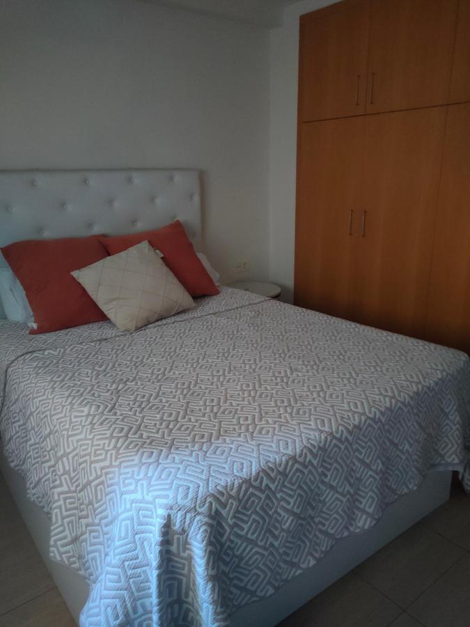 Habitacion Amplia Y Comoda Reus Ngoại thất bức ảnh